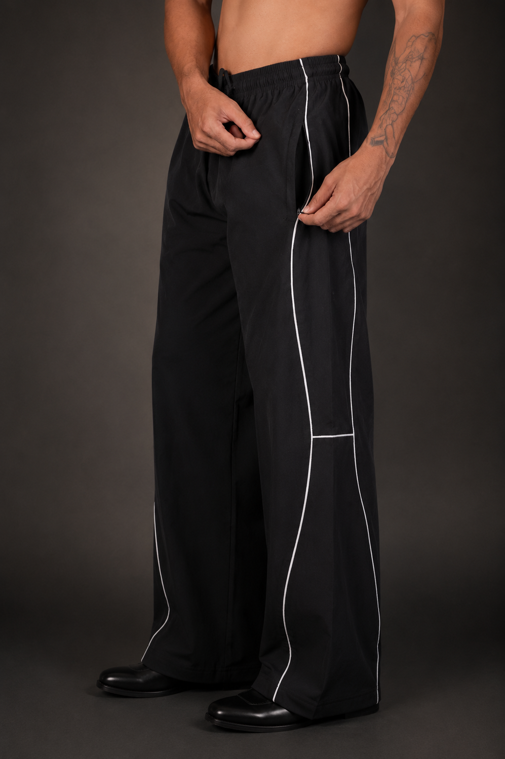 DRIFT PARACHUTE PANTS